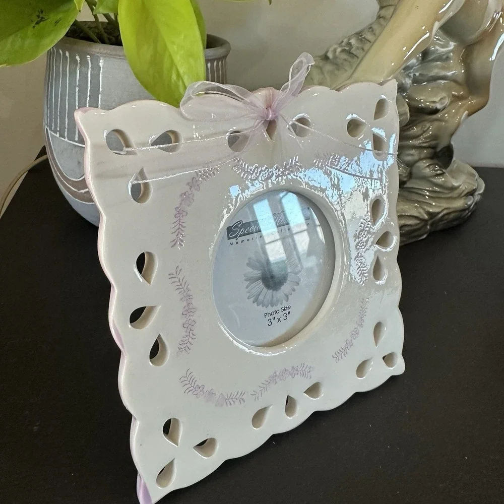 VTG New Ceramic Square Scalloped Picture Photo Frame 3x3